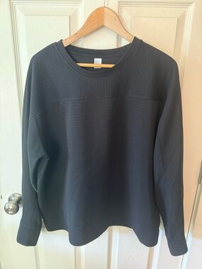 GAP Fit Ribbed Crewneck Top in Black